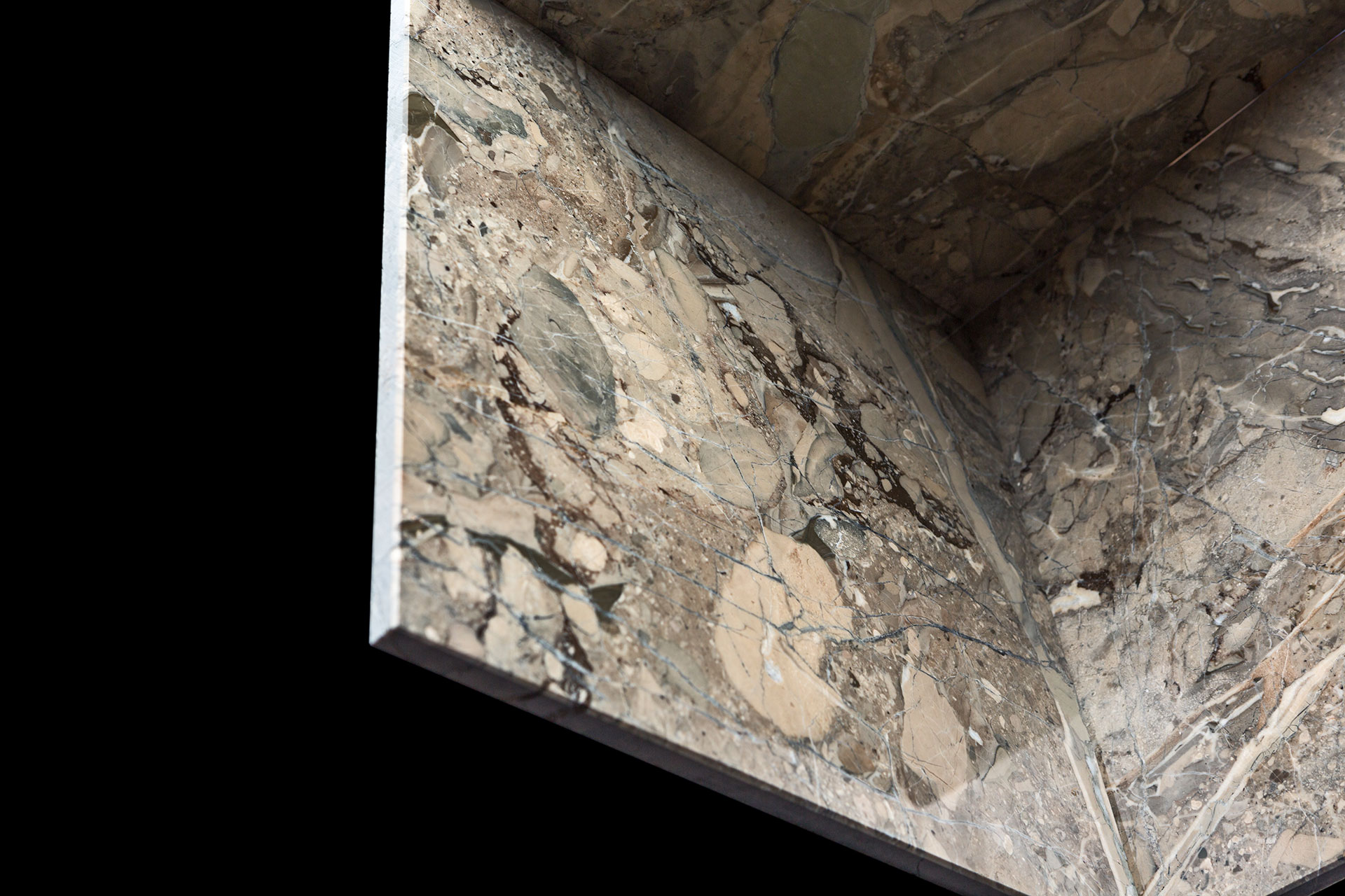 Breccia-Marina-Blu